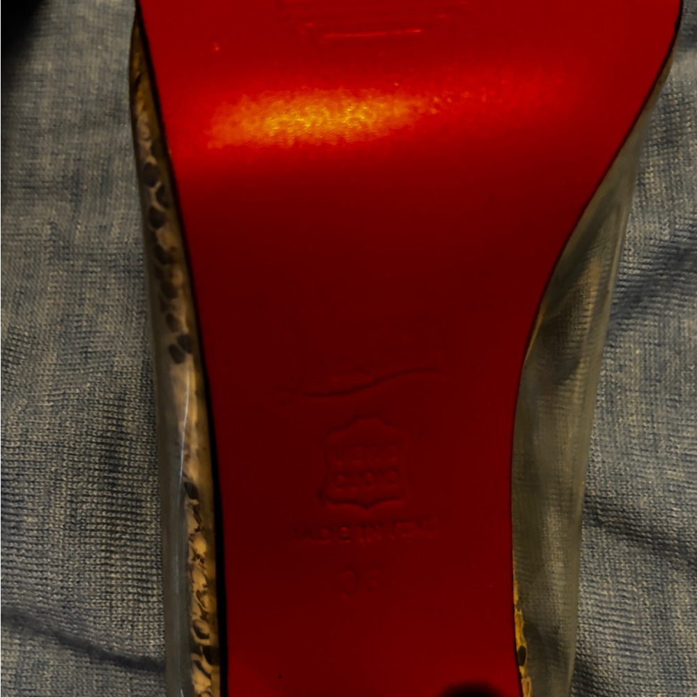 Beautiful as new python skin heels - Picture 7 of 12